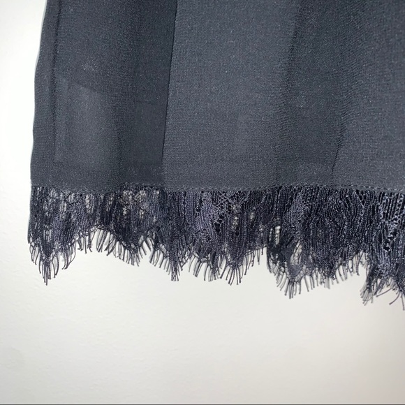 ✨3 for 15✨Adorable black skirt - Picture 2 of 5